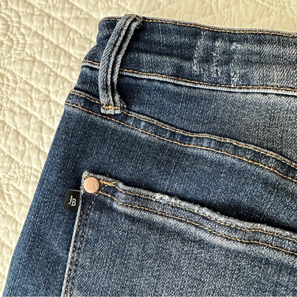 Judy Blue Tummy Control High Waist Vintage Wash Cuffed Shorts Denim Women’s XL - Picture 10 of 13